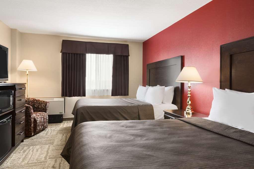 Coast Swift Current Hotel Exterior foto