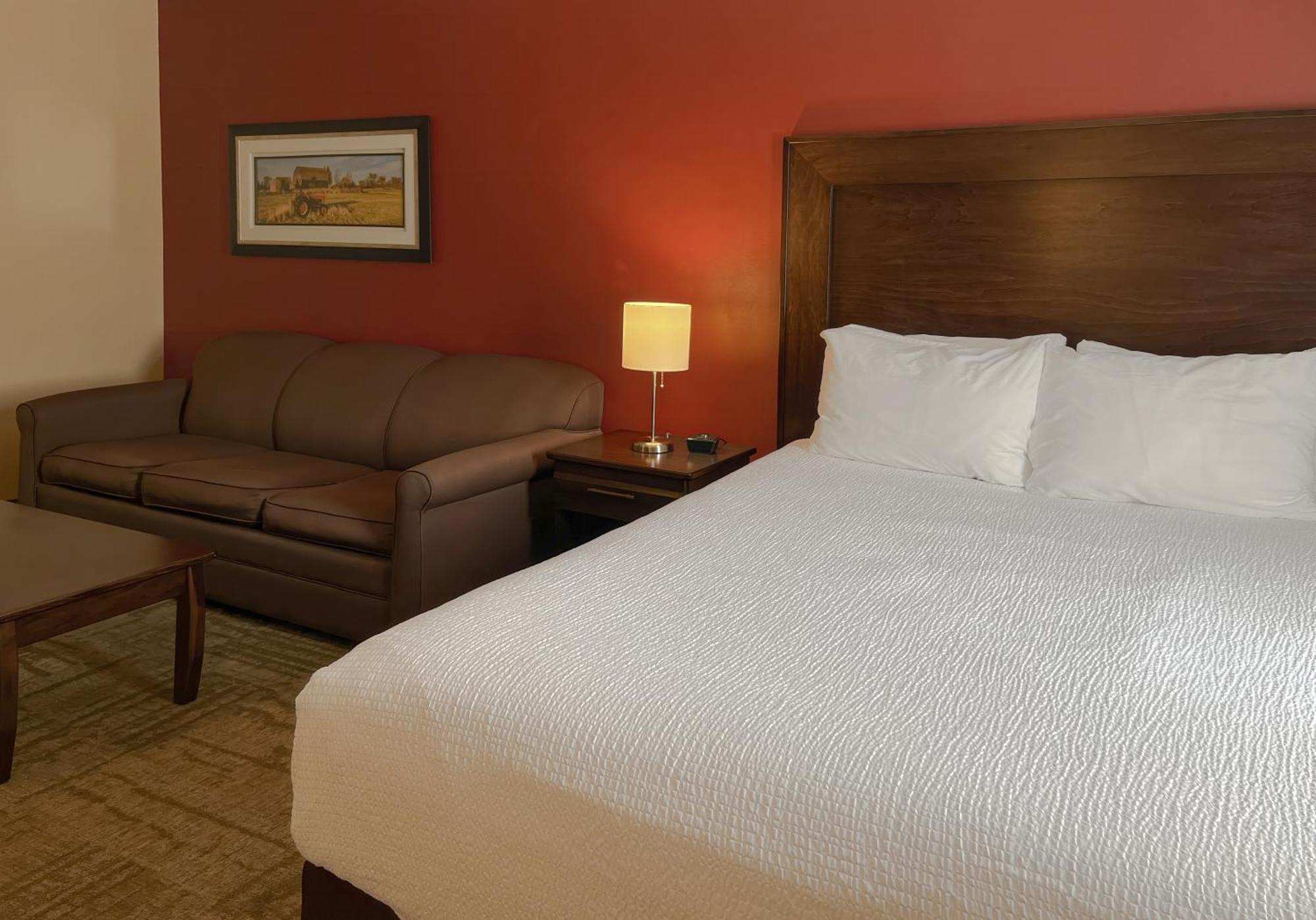 Coast Swift Current Hotel Exterior foto